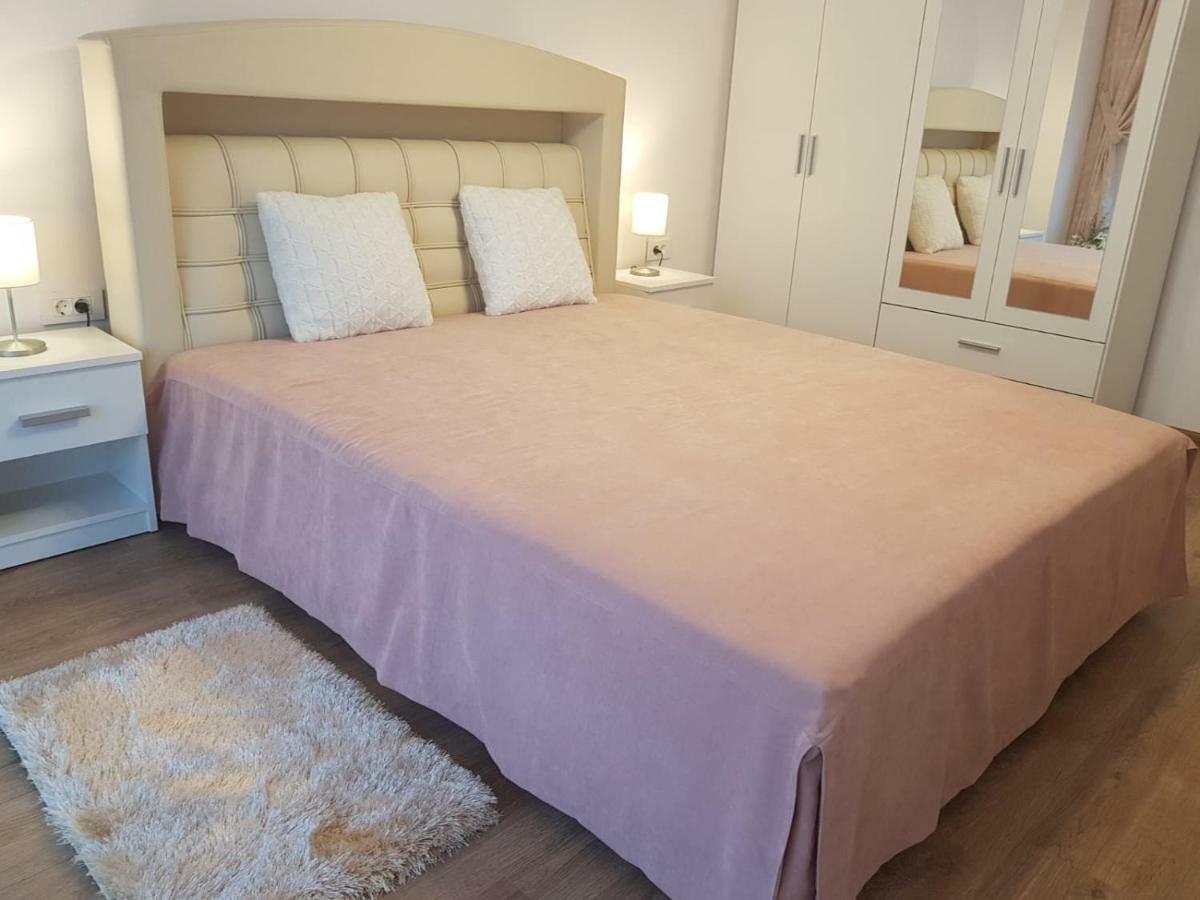Apartament Monadin 3 บราชอฟ ภายนอก รูปภาพ
