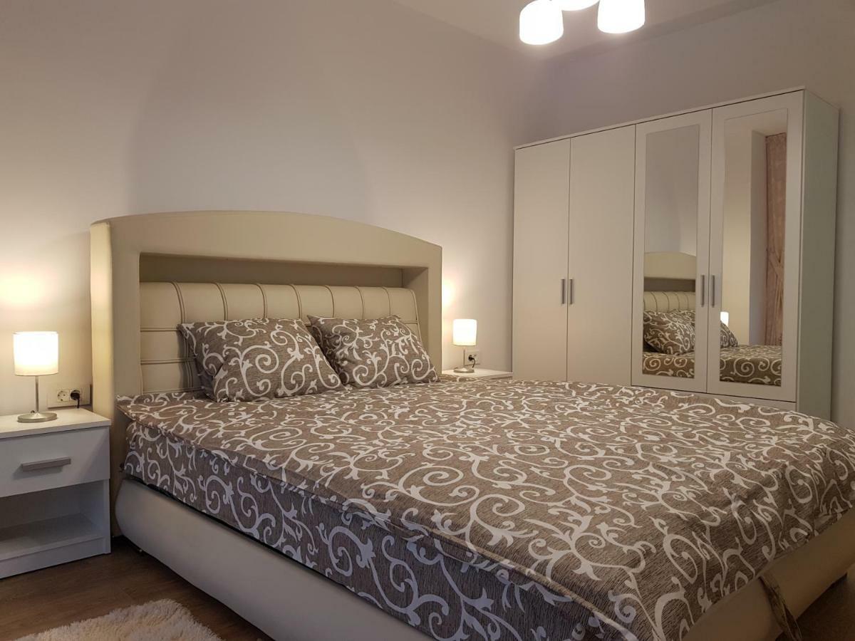 Apartament Monadin 3 บราชอฟ ภายนอก รูปภาพ